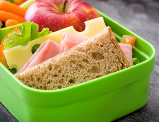 Unsere Top 10 Wald-Snacks: Energiekick für unterwegs