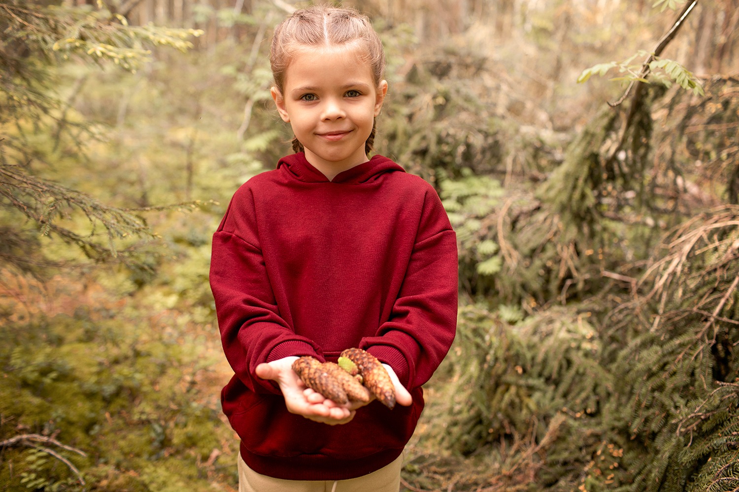 Sanftes Ausbürsten von Haarknoten mit einer speziellen Bürste.