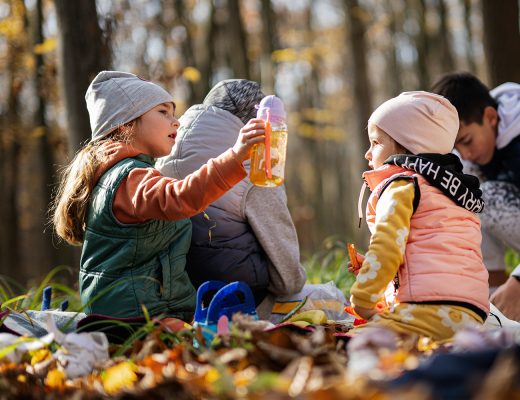 Vesper & Trinken im Wald – so klappt’s ohne Matsch und Frust
